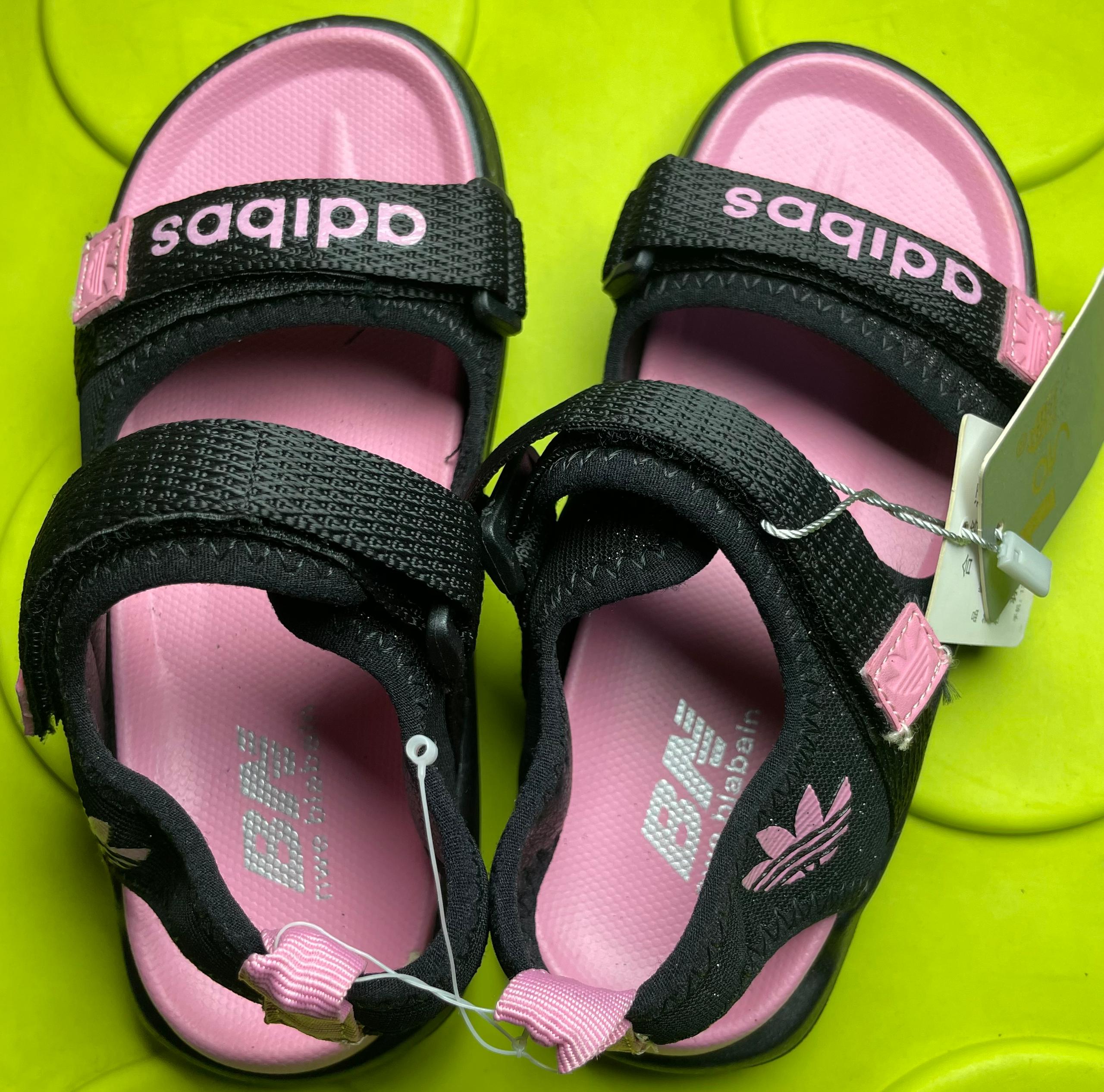 Kids sandals